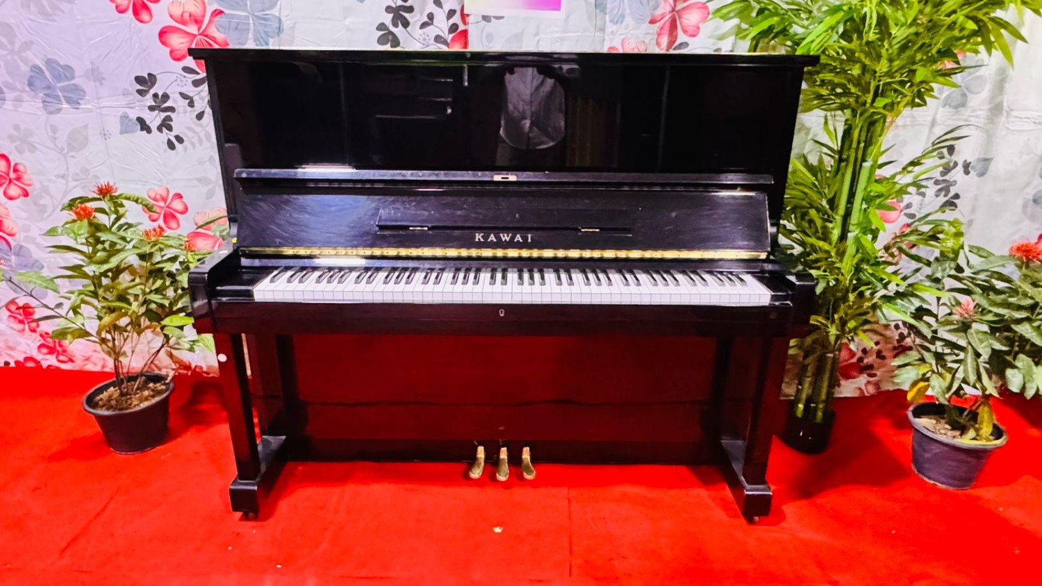 KAWAI BL12 MITSUKOSHI UPRIGHT PIANO – JAPAN MADE | PREMIUM TONE CRAFTSMANSHIP | Used Pianos Dubai