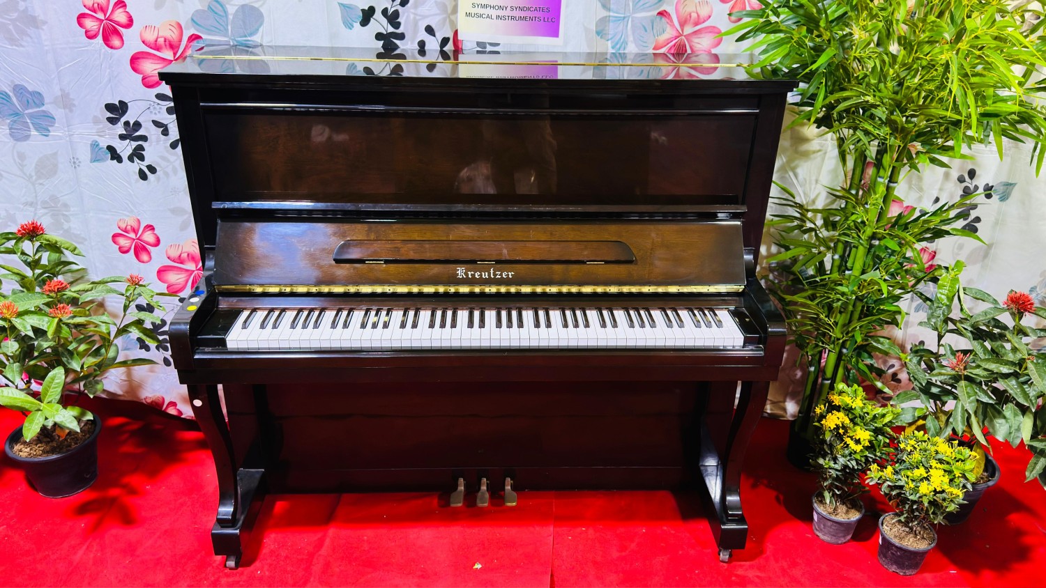 Elegant Kreutzer Acoustic Upright Piano with Rich Piano Tone | Used Pianos Dubai