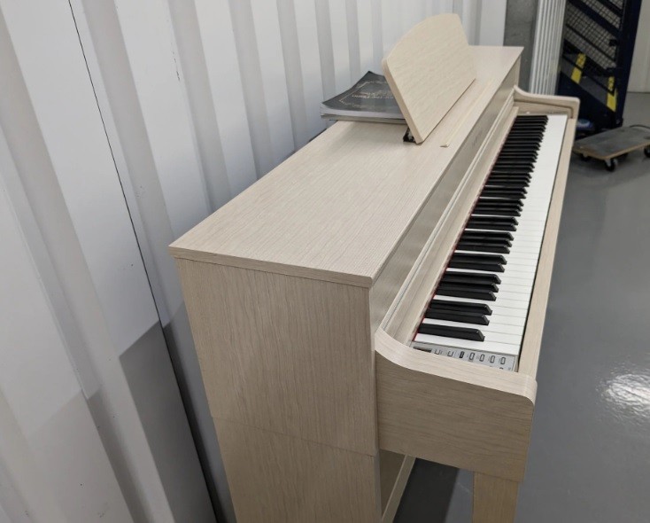 Yamaha Clavinova CLP 535 White Ash Digital Piano